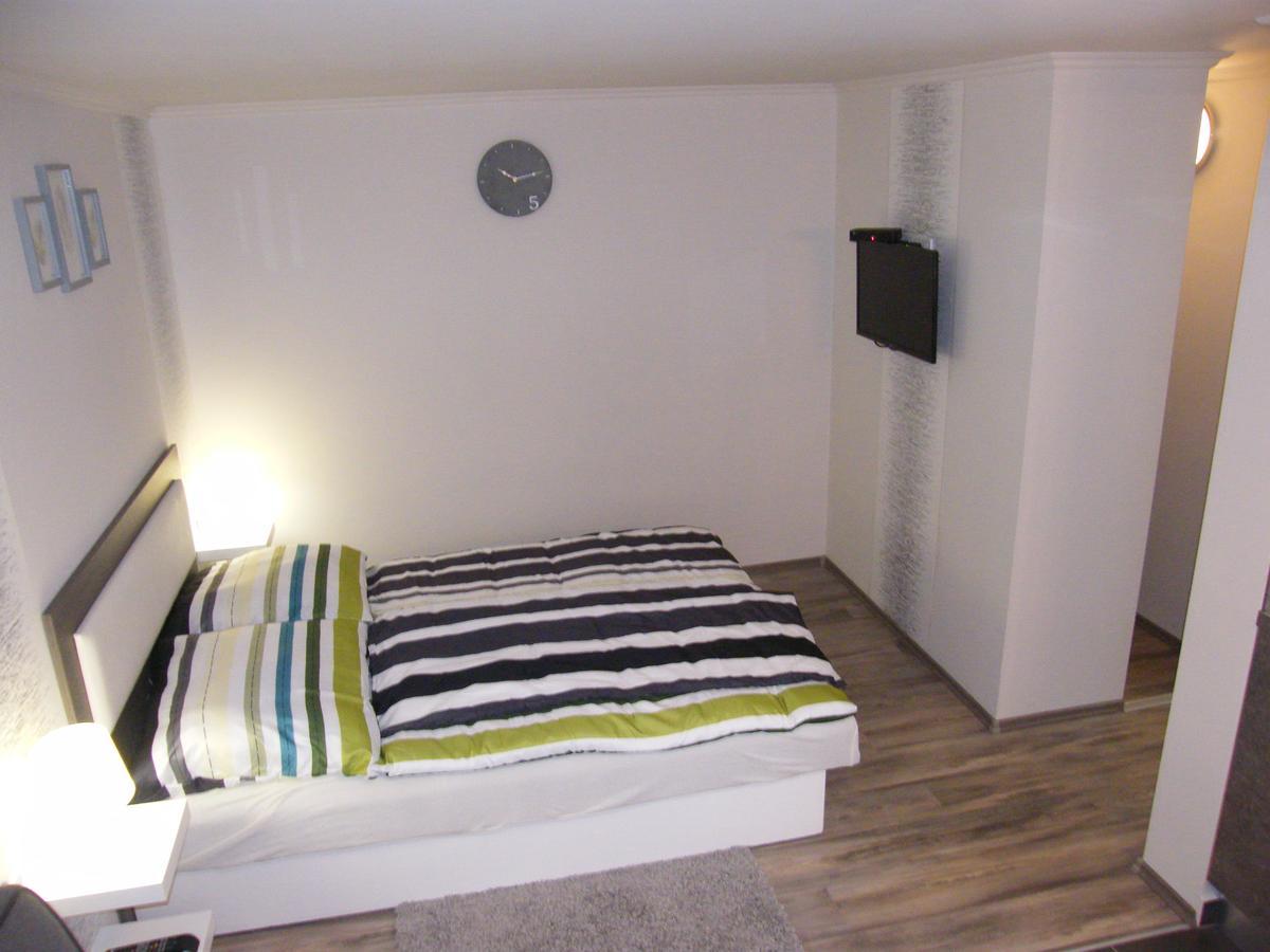 Gyarmati Apartman Siófok Exterior foto